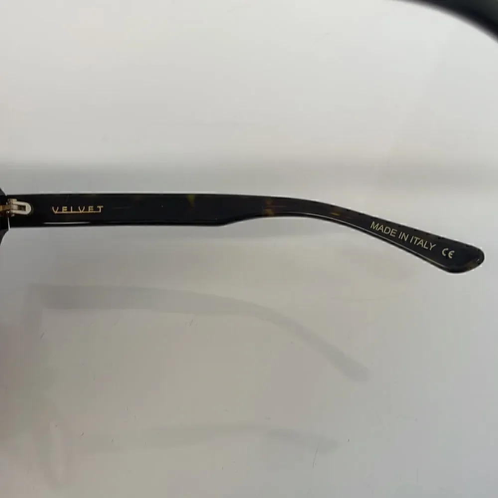 Velvet Eyewear LISA Tortoise